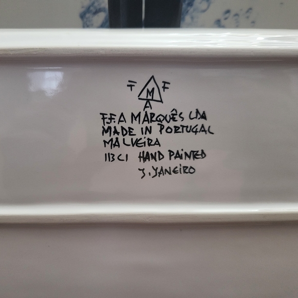 Glazed ceramic serving dish - Picture 4 of 4